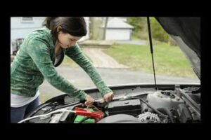 Por qué se acaba la batería del coche: causas y soluciones